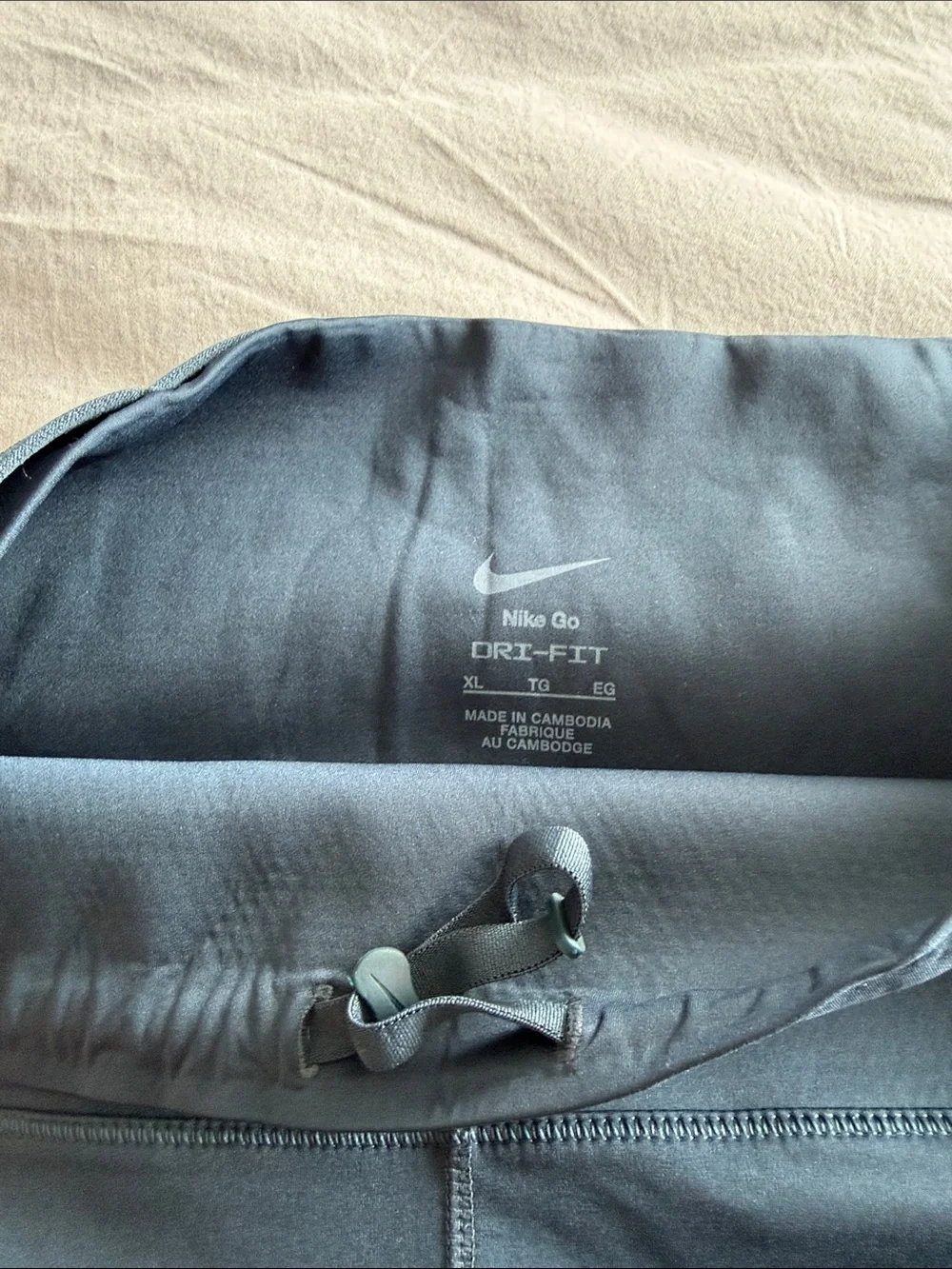 Nike Women's  Blue High-Waist Athletic  Shorts with Side Pockets - Like New - Picture 3 of 5